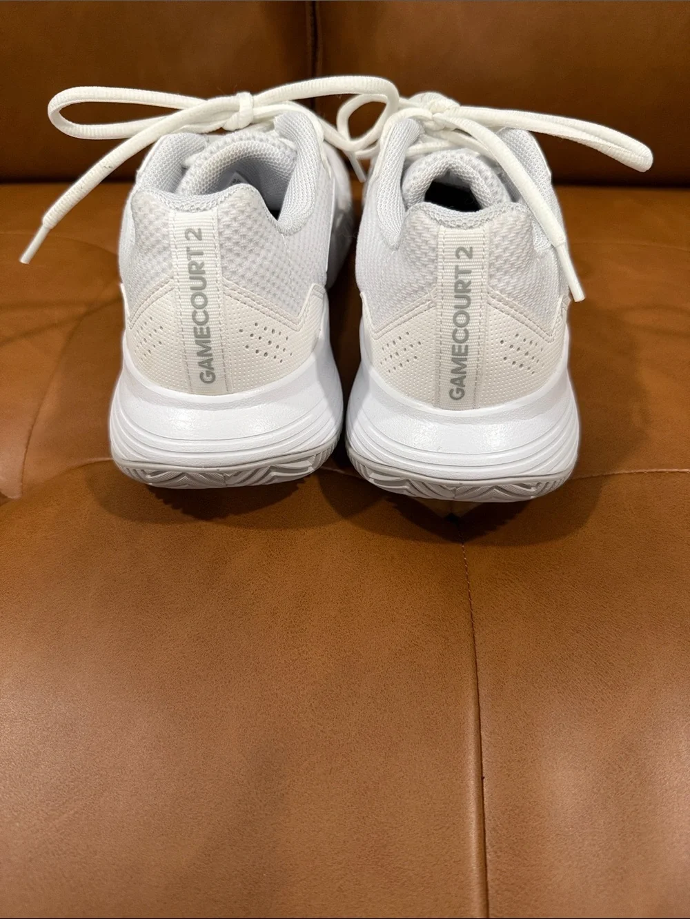 Women’s White Picleball Sneakers with Lightweight Mesh